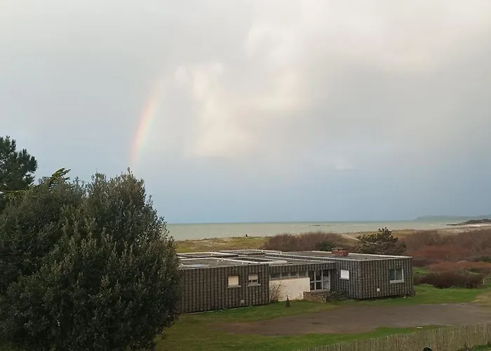 Appartement Vue Mer Exceptionnelle A 100M Tres Belle Plage